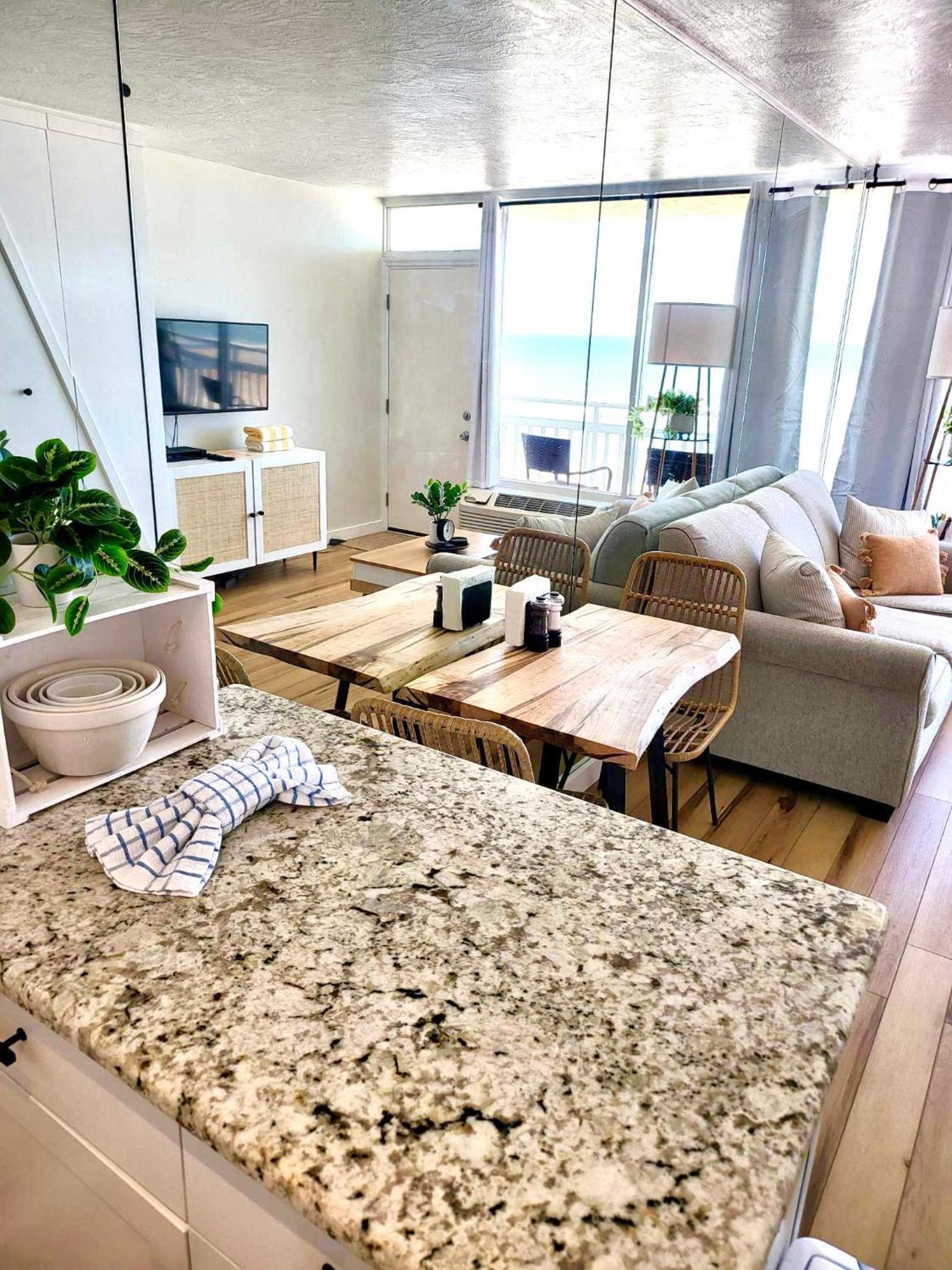 Beach Blessing - Oceanfront At Symphony Beach Club Ormond Beach Eksteriør bilde